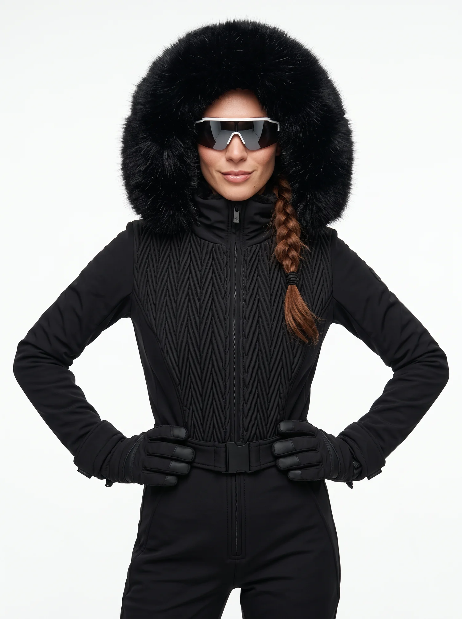 Bella Black, דוגמנית בחליפה, תמונה 1